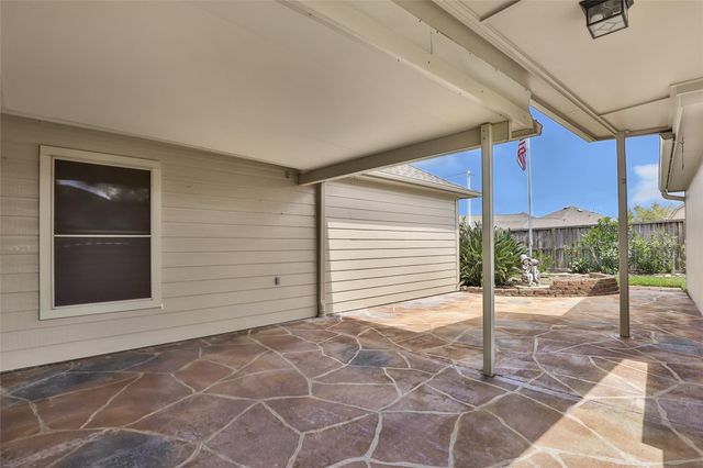 1864 Silent Shore Court, League City, TX 77573