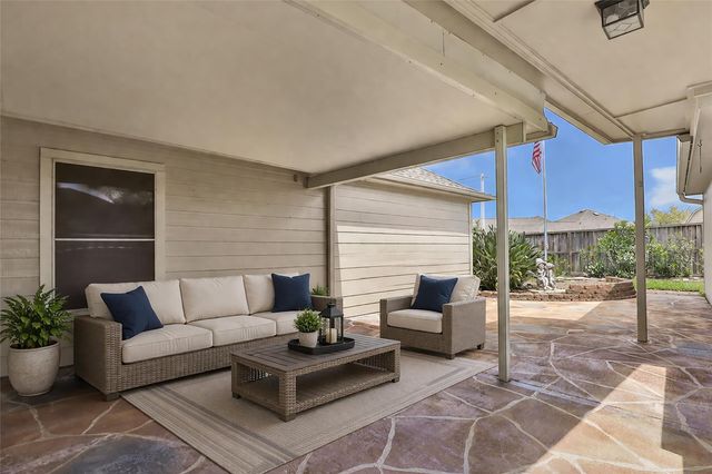 1864 Silent Shore Court, League City, TX 77573