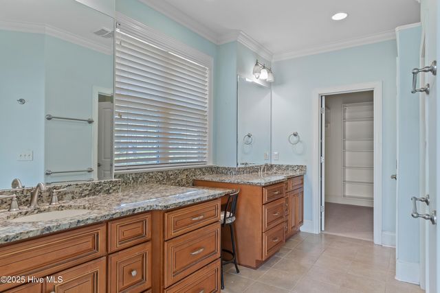 2357 St James Drive SE, Southport, NC 28461