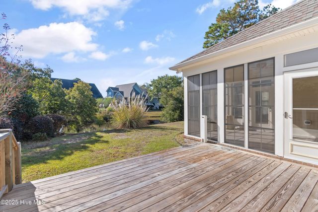 2357 St James Drive SE, Southport, NC 28461