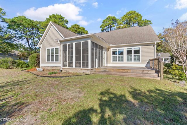 2357 St James Drive SE, Southport, NC 28461