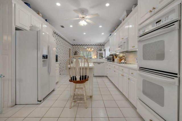 9031 Eagles Ridge Drive, Tallahassee, FL 32312