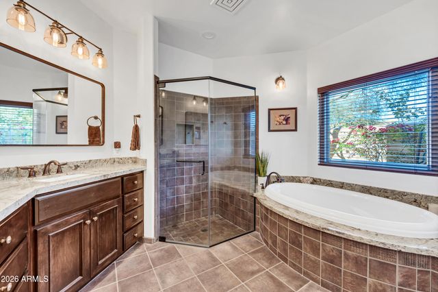 25624 N RANCH GATE Road, Scottsdale, AZ 85255