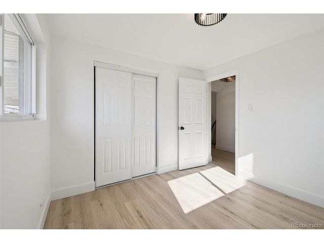 256 King St, Denver, CO 80219