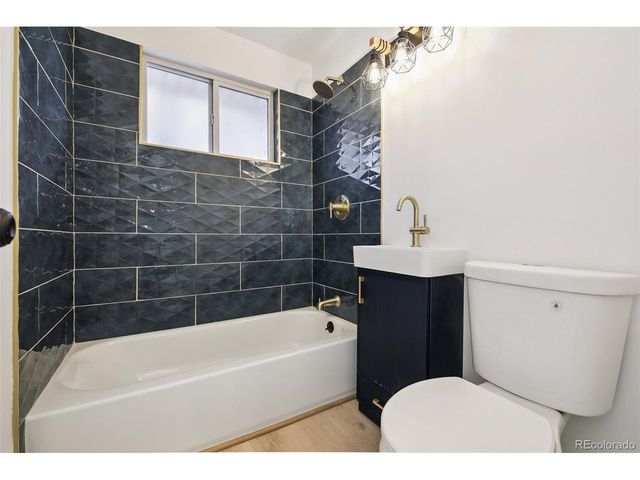 256 King St, Denver, CO 80219