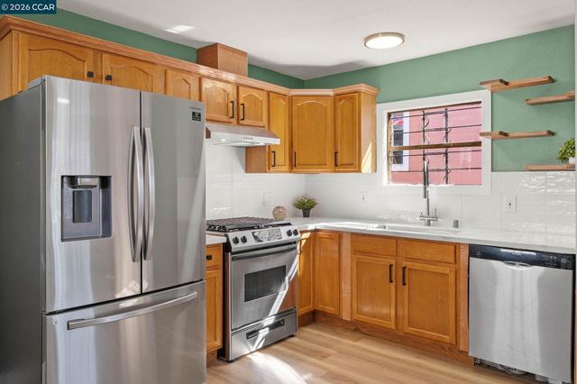 1058 71St Ave, Oakland, CA 94621
