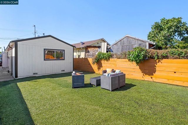 1058 71St Ave, Oakland, CA 94621