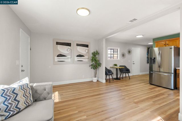 1058 71St Ave, Oakland, CA 94621