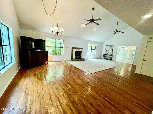 2217 Bayou View Circle, Gautier, MS 39553