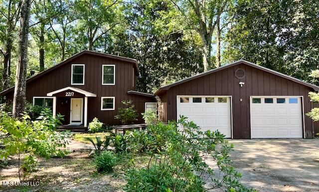 2217 Bayou View Circle, Gautier, MS 39553