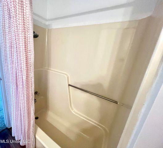 2217 Bayou View Circle, Gautier, MS 39553