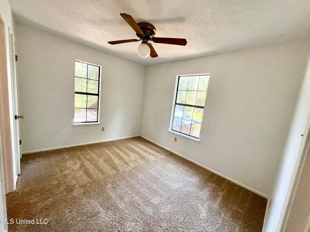 2217 Bayou View Circle, Gautier, MS 39553