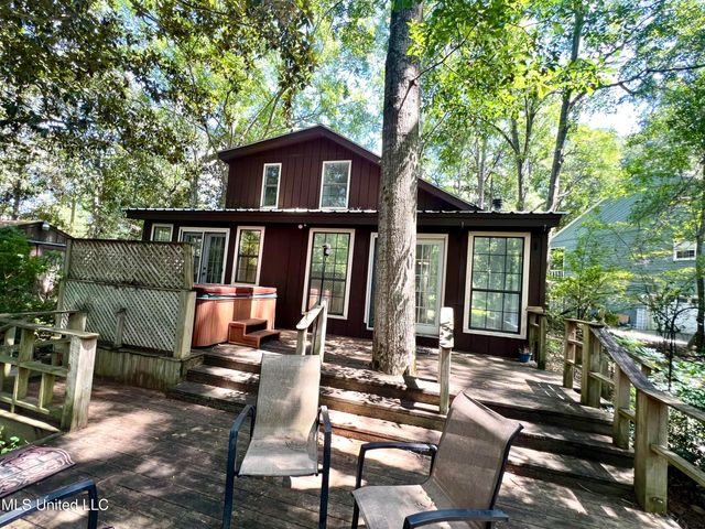 2217 Bayou View Circle, Gautier, MS 39553