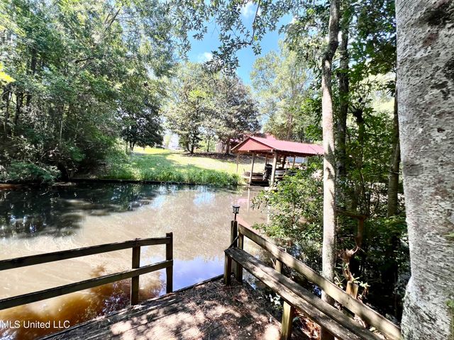 2217 Bayou View Circle, Gautier, MS 39553