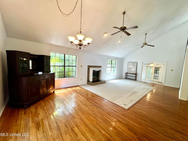 2217 Bayou View Circle, Gautier, MS 39553