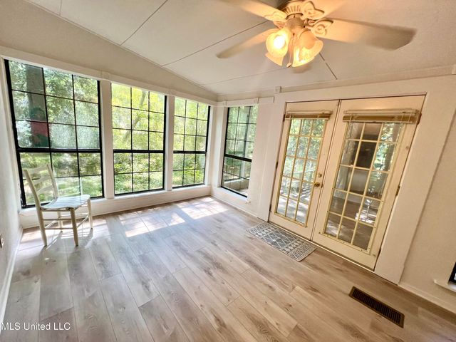 2217 Bayou View Circle, Gautier, MS 39553