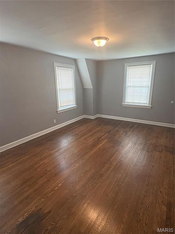 3829 Lawler Drive, Northwoods, MO 63121