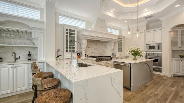 1418 JOHN RINGLING PARKWAY, Sarasota, FL 34236