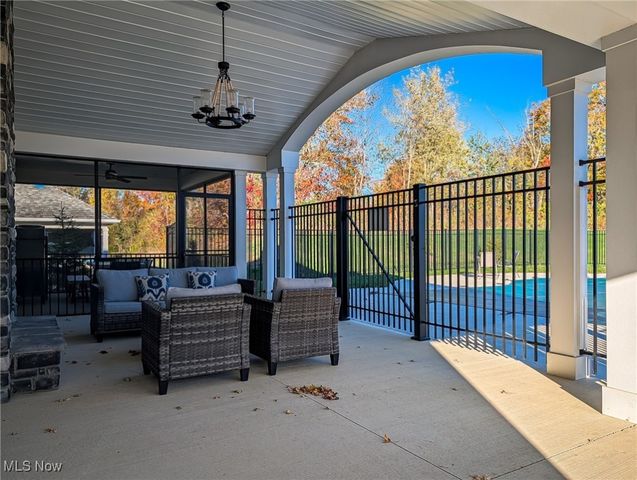 4332 Evergreen Court, North Canton, OH 44720