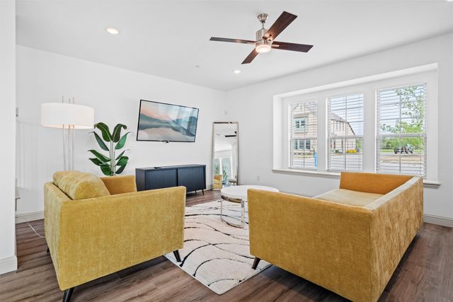 7053 Cedar Creek Drive, Grand Prairie, TX 75054