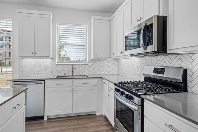 7053 Cedar Creek Drive, Grand Prairie, TX 75054