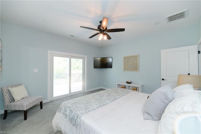 115 Osborn LN, Seaford, VA 23696