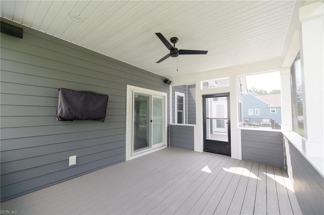 115 Osborn LN, Seaford, VA 23696