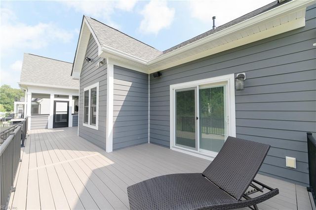 115 Osborn LN, Seaford, VA 23696