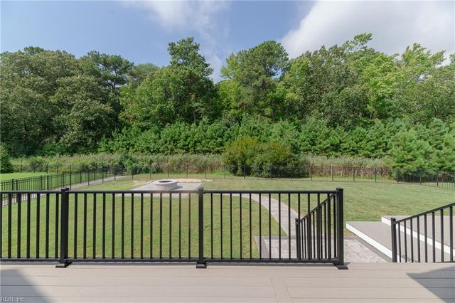 115 Osborn LN, Seaford, VA 23696