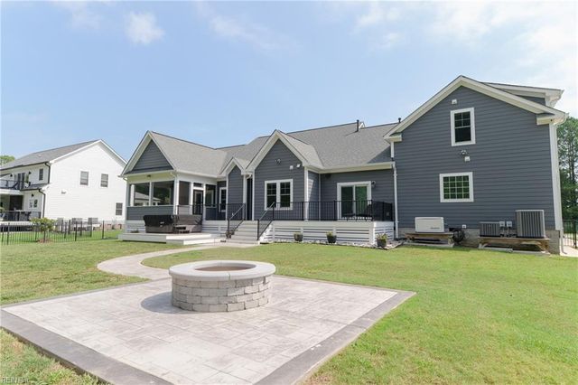 115 Osborn LN, Seaford, VA 23696