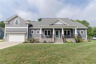 115 Osborn LN, Seaford, VA 23696