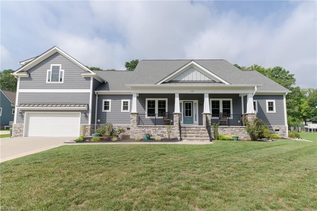 115 Osborn LN, Seaford, VA 23696