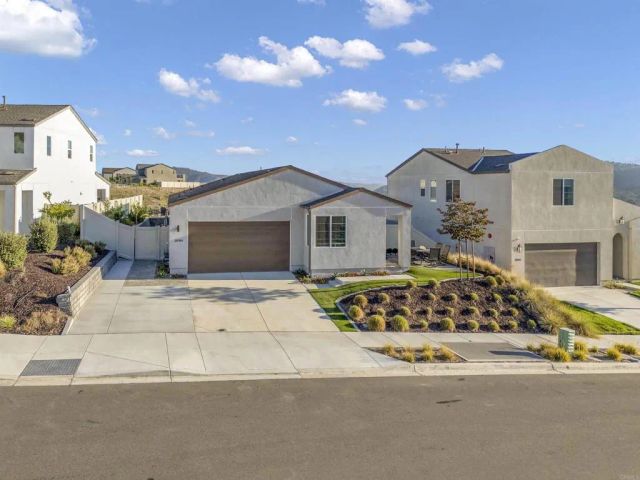 35164 Orchard Trail, Fallbrook, CA 92028
