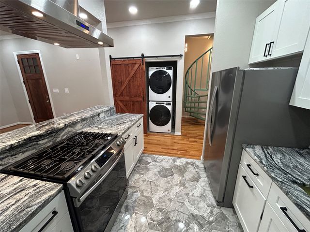 505 S Storey Street, Dallas, TX 75203