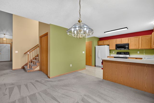 603 NE Oakhurst Drive, Grimes, IA 50111