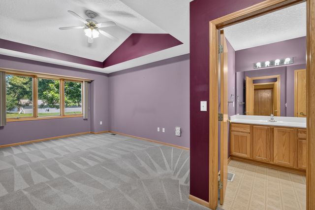 603 NE Oakhurst Drive, Grimes, IA 50111
