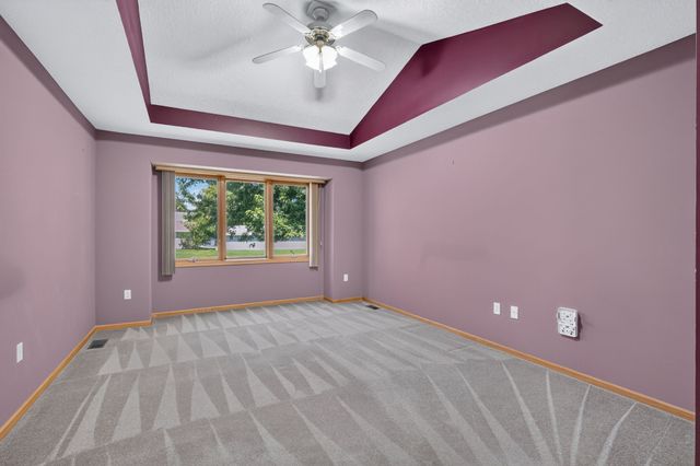 603 NE Oakhurst Drive, Grimes, IA 50111