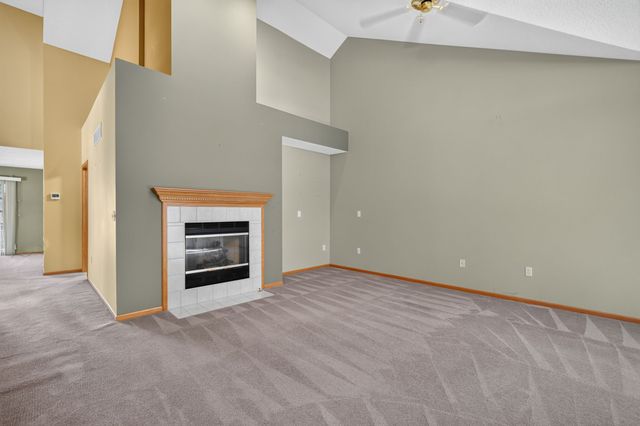 603 NE Oakhurst Drive, Grimes, IA 50111