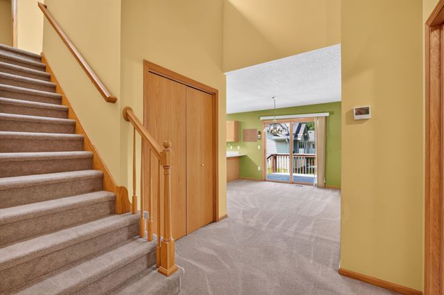 603 NE Oakhurst Drive, Grimes, IA 50111