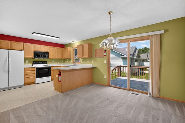 603 NE Oakhurst Drive, Grimes, IA 50111