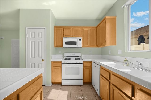 43767 Seine Court, Hemet, CA 92544