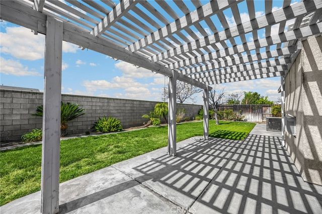 43767 Seine Court, Hemet, CA 92544