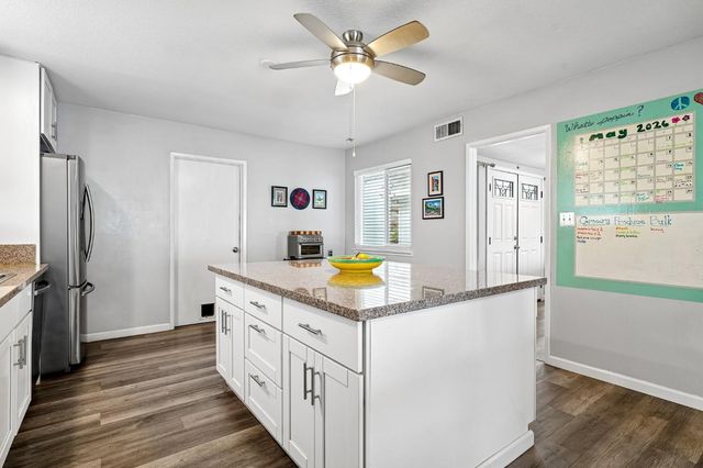 6821 Kettering Cir, Fair Oaks, CA 95628
