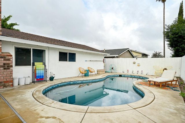 6821 Kettering Cir, Fair Oaks, CA 95628