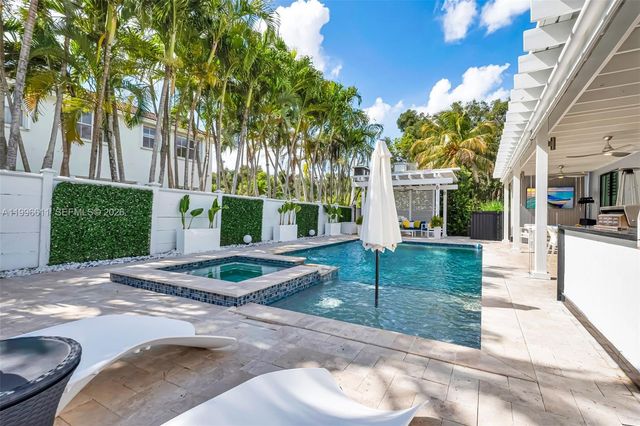 3002 SW 147th Ct, Miami, FL 33185