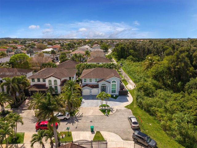 3002 SW 147th Ct, Miami, FL 33185