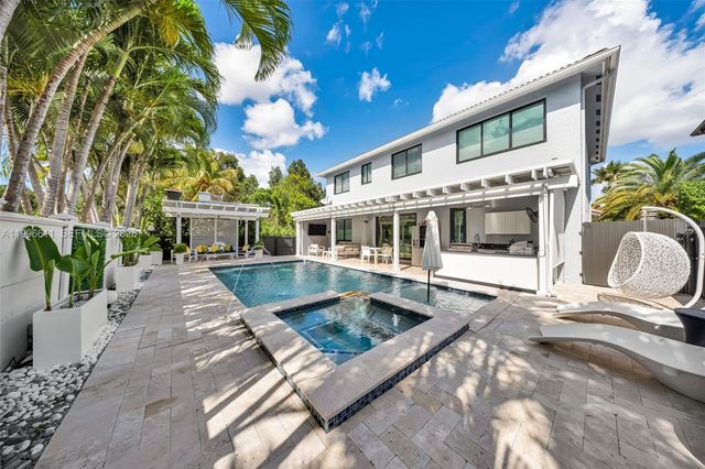 3002 SW 147th Ct, Miami, FL 33185