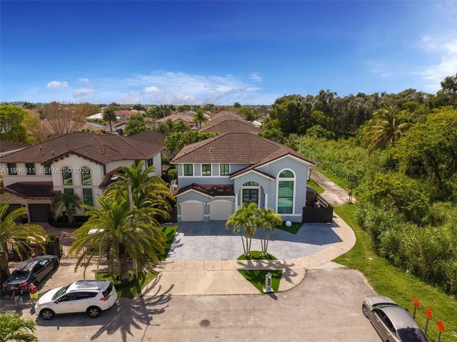 3002 SW 147th Ct, Miami, FL 33185