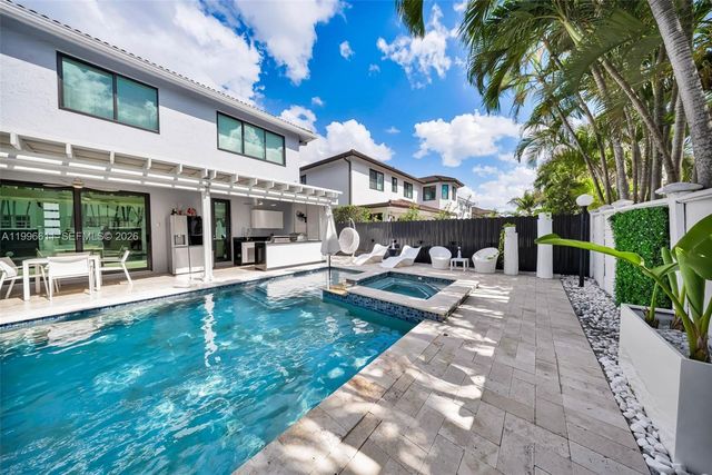 3002 SW 147th Ct, Miami, FL 33185