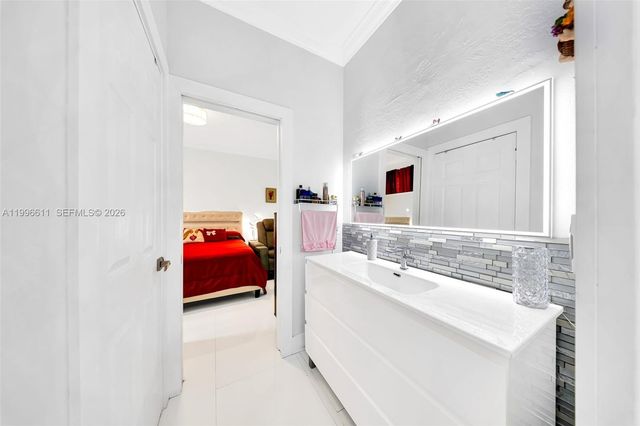 3002 SW 147th Ct, Miami, FL 33185